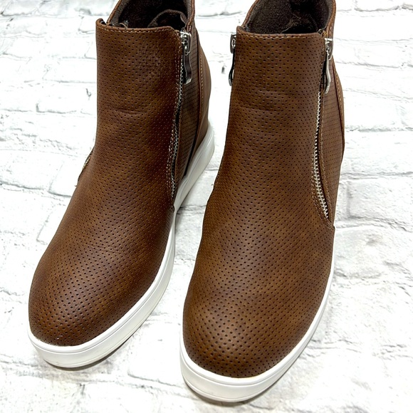 Journee Collection Penelope Wedge Sneakers - Brown - Picture 9 of 16